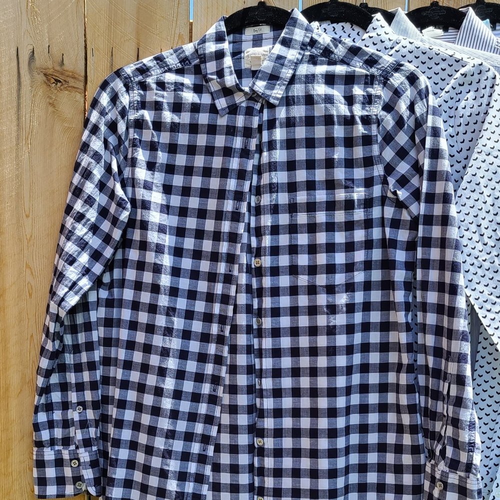JCREW - Boy fit, full sleeve button down